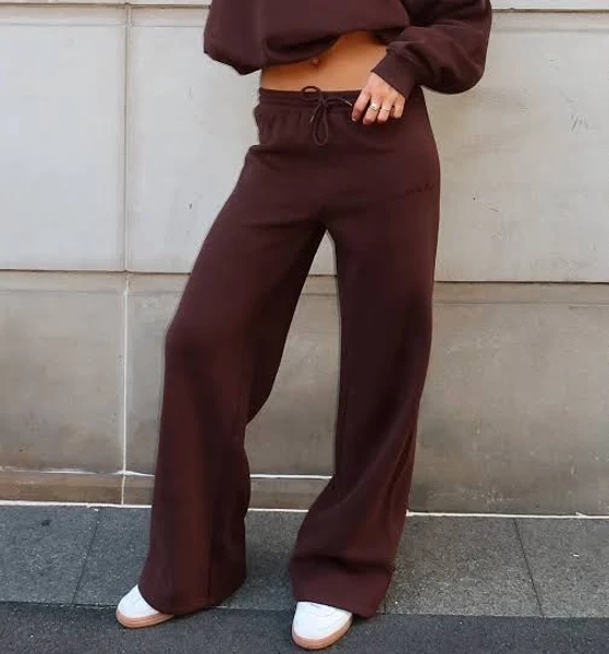 Stay Lifted Wide Leg Sweatpants