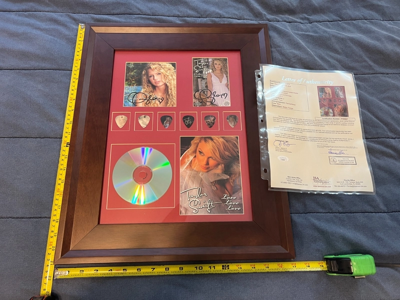 Taylor Swift Signed Debut CD Album &amp; Guitar Picks 17x21" Framed Display JSA LOA