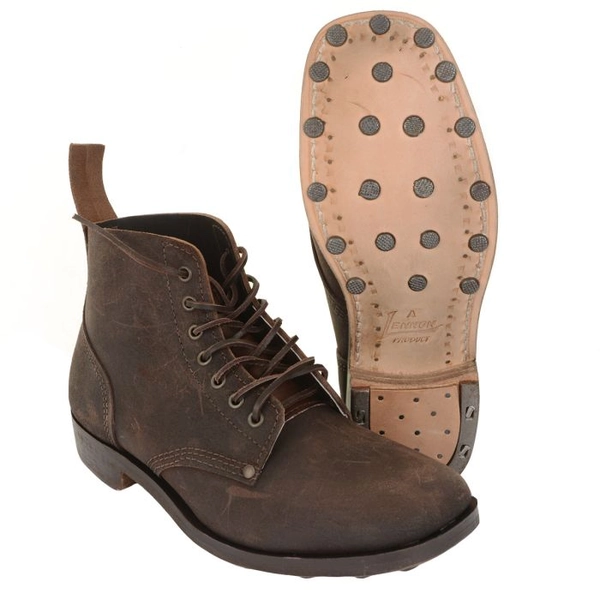 B5 Boots