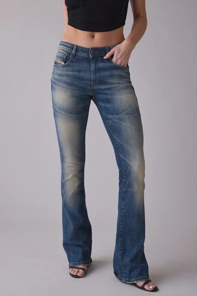 Diesel 1969 D-Ebbey Oadbp Bootcut Jean