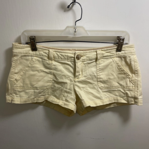 Vintage Y2K Hollister  Butter Yellow  Mini Low Rise Shorts Womens Size 3