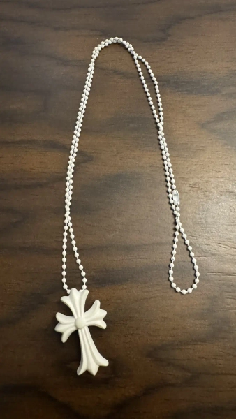 Chrome Hearts Cross Silicon Pendant White