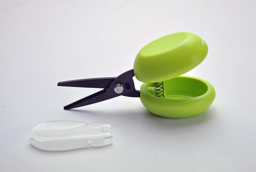 Casta Customer Safe  - Easy to Cut Scissors