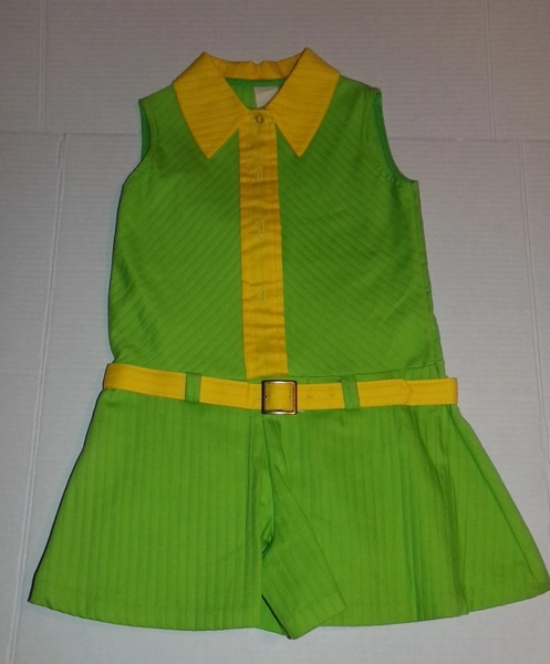 1970'S UNION MADE GREEN YELLOW TRIM CHILDREN JUMPER / DRESS MOD KID CLOTHES