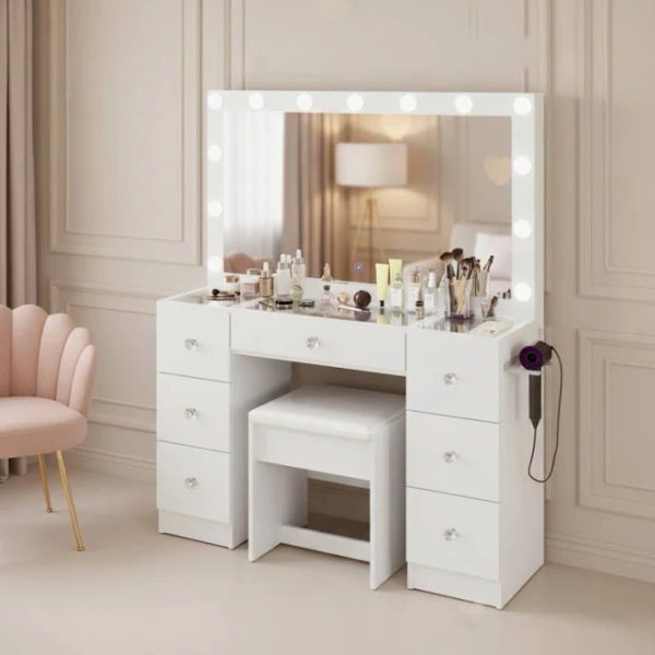 Boahaus Yara Large Lighted Makeup Vanity Desk