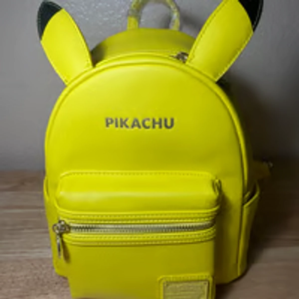 Loungefly Pokémon Pikachu
Minimalist Figural Mini Backpack - BoxLunch Exclusive