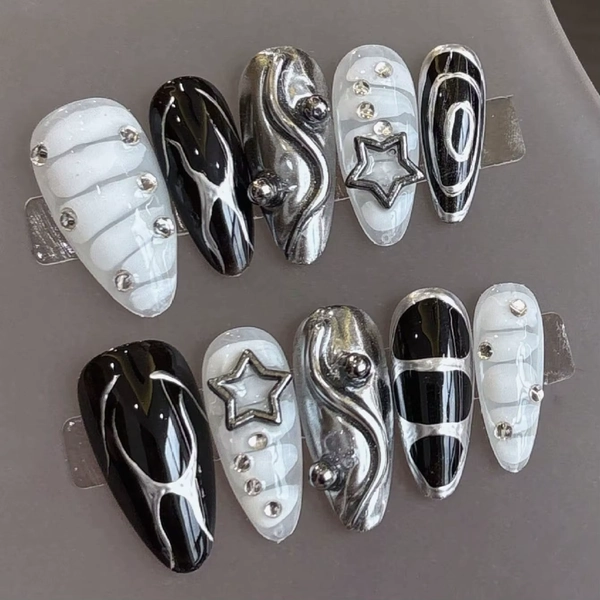 10 Pieces of Hand-Pressed Almond-Shaped Nails, Beautiful False Nails, Silver Gray Rhinestone Stars, Suitable for Women