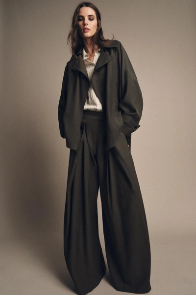 WIDE-LEG PLEATED TROUSERS ZW COLLECTION - Brown / Taupe | ZARA United Kingdom
