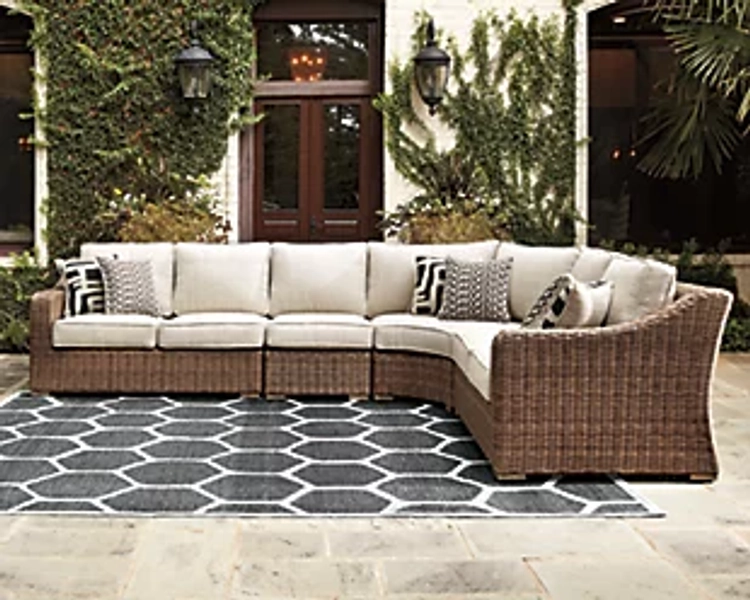 Beachcroft 4-Piece Outdoor Sectional