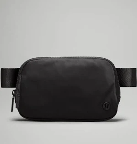 lululemon Everywhere Belt Bag
