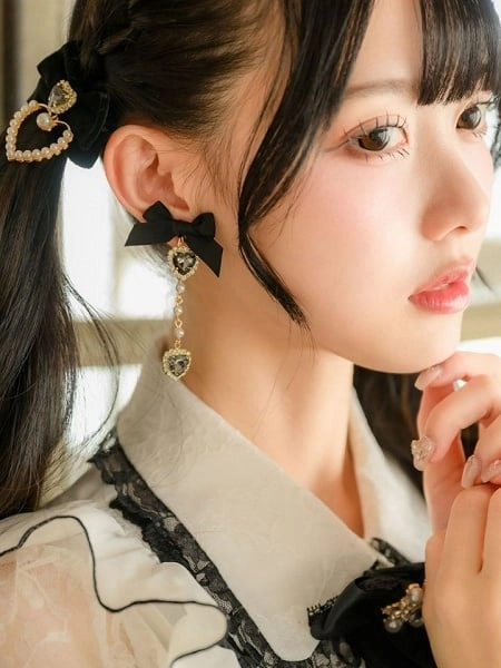 [$11.99]8 Color Options Jirai Kei Bowknot Heart Rhinestone Earrings