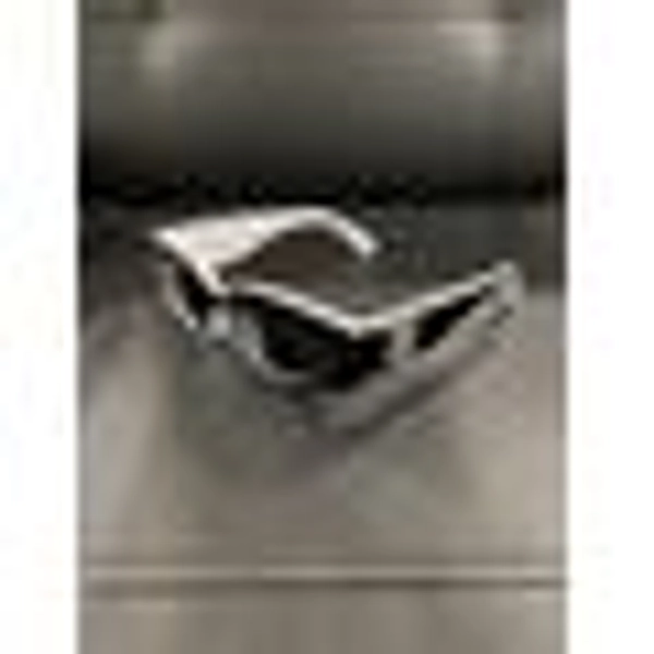 Women’s Chanel Cat Eye Sunglasses Black & White Brand New