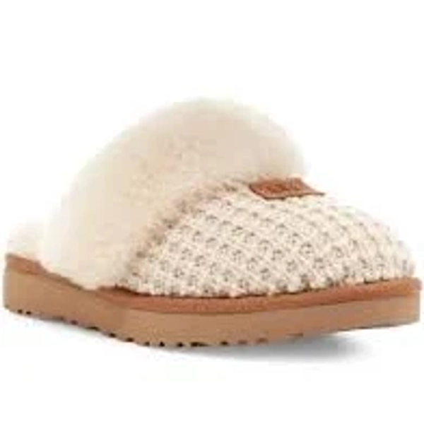 Cozy Knit- The Ugg Slipper in Cream