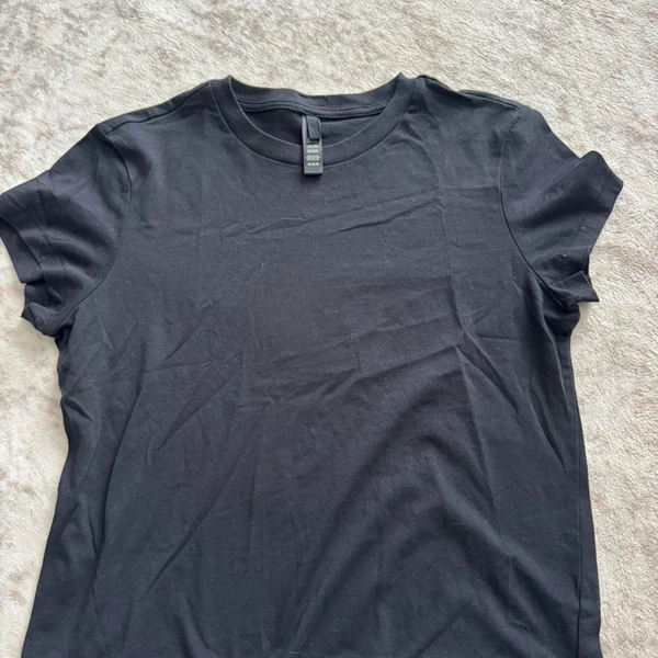 Black Skims boxy t shirt