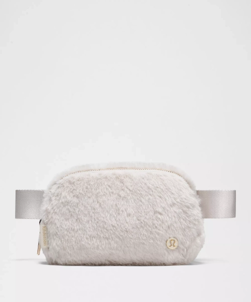 Everywhere Belt Bag 1L *Plush Fleece - Natural Ivory/Gold - ONE SIZE