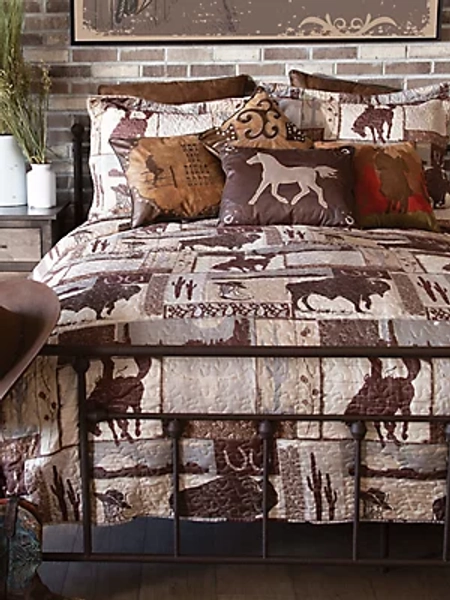 
        Wrangler Vintage Cowboy Quilted 3-Piece Queen Bedding Set | HOME GOODS | Wrangler®
    