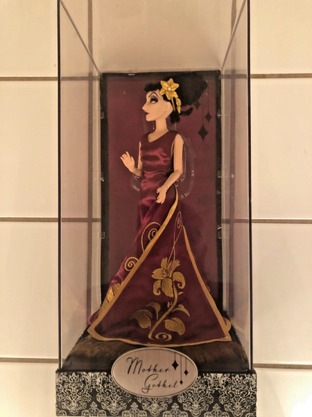 New Disney Store Designer Villains MOTHER GOTHEL Limited Edition Doll free ship