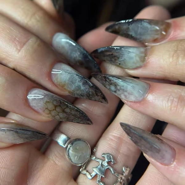 Crackleglossy Handmade Press On Nails | Werewolf Claw Armor