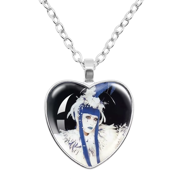 Mana Sama Gothic Lolita Malice Mizer Visual Rock Band Glass Heart Pendant Necklaces Accessories Charm Necklace Fans Jewelry Gift