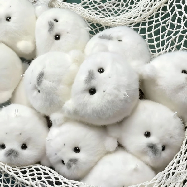 4 Pack Cute Seal Plush Keychains - Soft Stuffed Animal Plushies with Sea Seal Pendants, Ocean-Themed Huggable Backpack for Women &, Valentines Gift, & Key Decor (4-Suitcase)