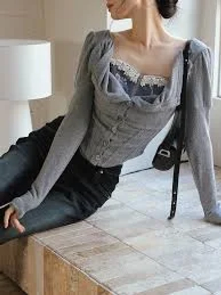 Melville top
