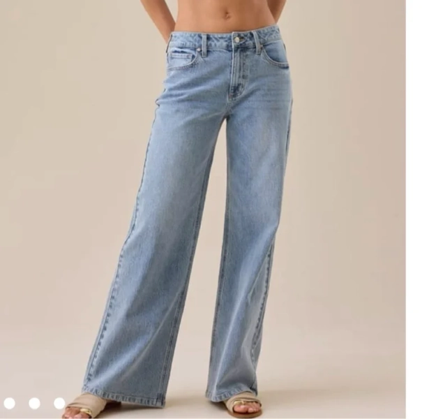 Reed Straight Leg Jeans