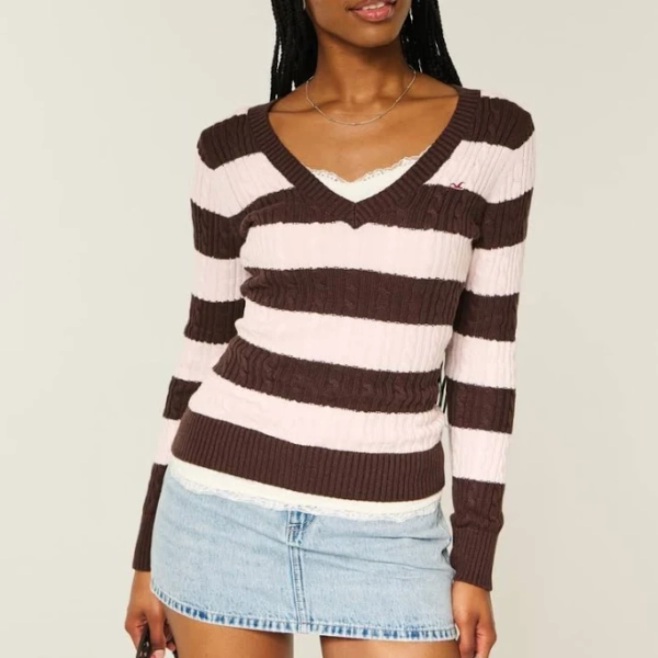Hollister Women's Cable-Knit V-Neck Sweater