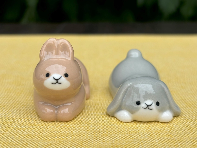 Rabbit Chopstick Rests: Cutlery Rests, Brush Holder, Pen Rest, Miniature Animal Ceramic Figurine I Desktop Decoration and Gift