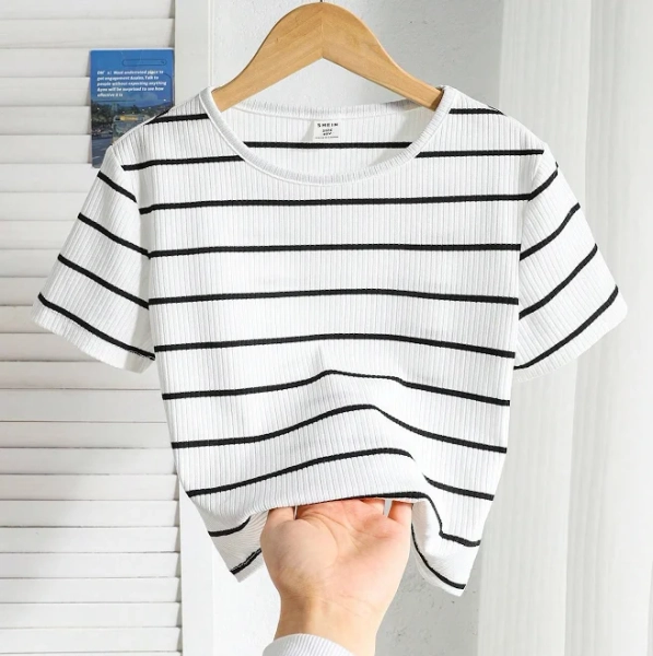 SHEIN Tween Girls' Casual Crew Neck Short Sleeve Striped Top