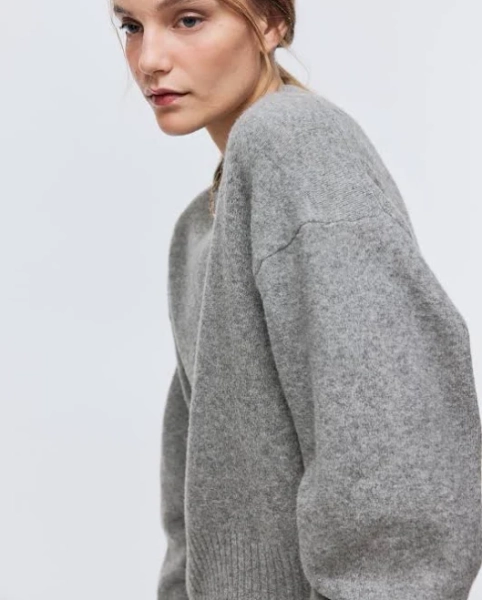 H&M Ladies Oversized Sweater
