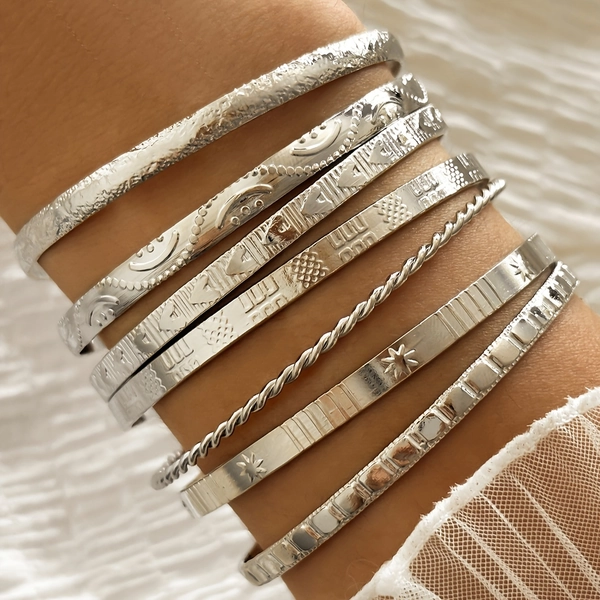 7pcs Elegant Vintage-Inspired Iron Cuff Bracelet Set - Intricate Floral & Geometric Patterns, Open-Ended Design, Perfect for Daily Wear or Vacation, All-Season Accessory, Vacation Accessory|Vintageinspired Design|Openended Bracelets