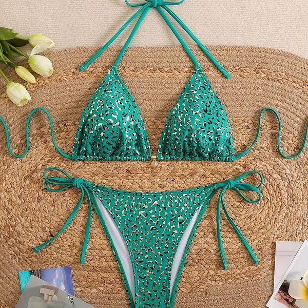 Women'S Stylish And Sexy Two-Piece Bikini with a Golden Leopard Print Pattern, Featuring Metallic Shell Details, Swimwear And Apparel