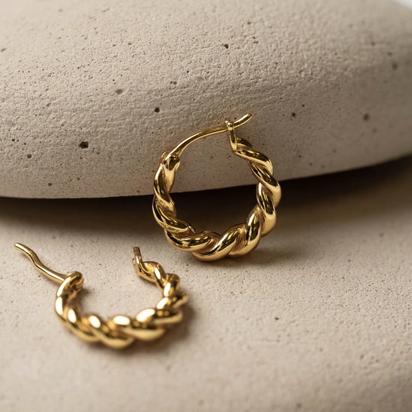 Fav Gold Vermeil Twisted Hoops, Minimalist Earrings, Huggie Hoops, Birthday Gift, Gift for Her, Tiny Croissant Hoops, Gift for Moms by Babeina - Etsy