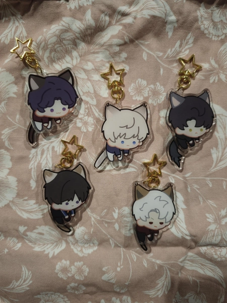 Love and Deepspace Cat Chibi Keychains w moving tail! <3
