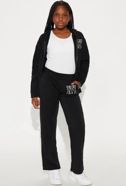 Fashion Nova Kids' Mini NY Oversized Fleece Pant Set
