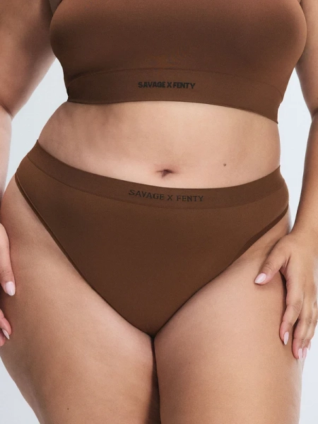 Seamless Mid-Rise Thong Panty