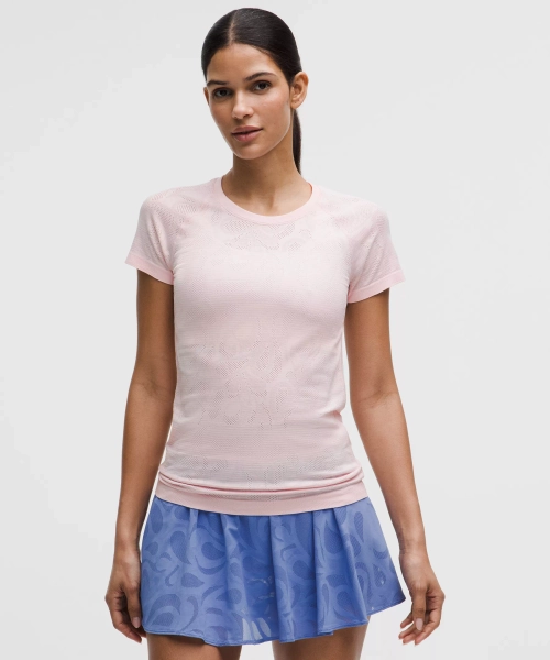 Swiftly Tech Short-Sleeve Shirt 2.0 Hip Length *Paisley - Perforated Paisley Pink Pearl - 10