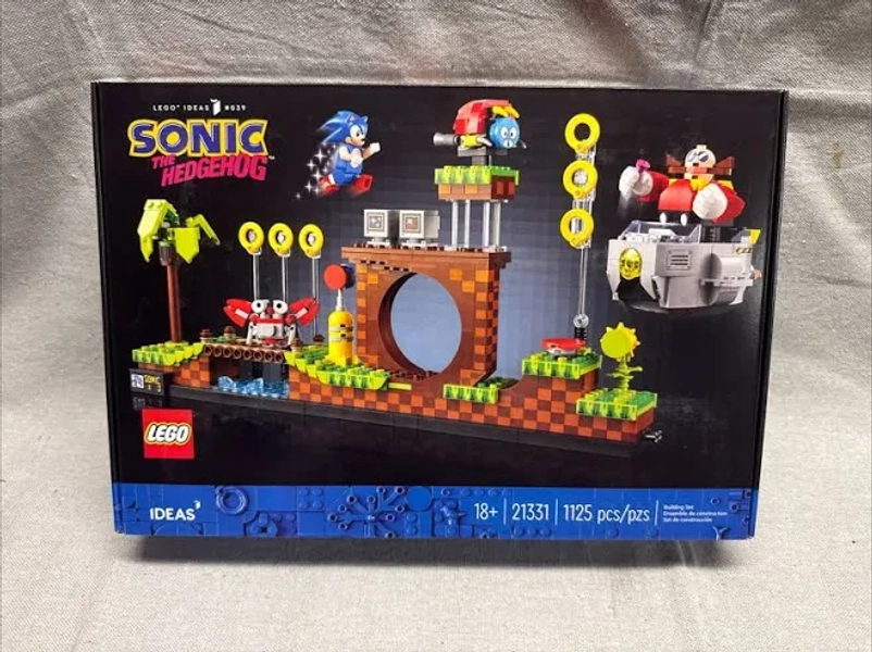 LEGO Sonic the Hedgehog Green Hill Zone 21331