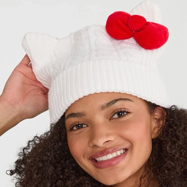 Hello Kitty Cable Knit Hat