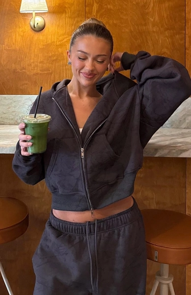 Hiding Away Boxy Zip Front Hoodie Pink Camo – White Fox Boutique US | Clothes & Accessories | Shop Online