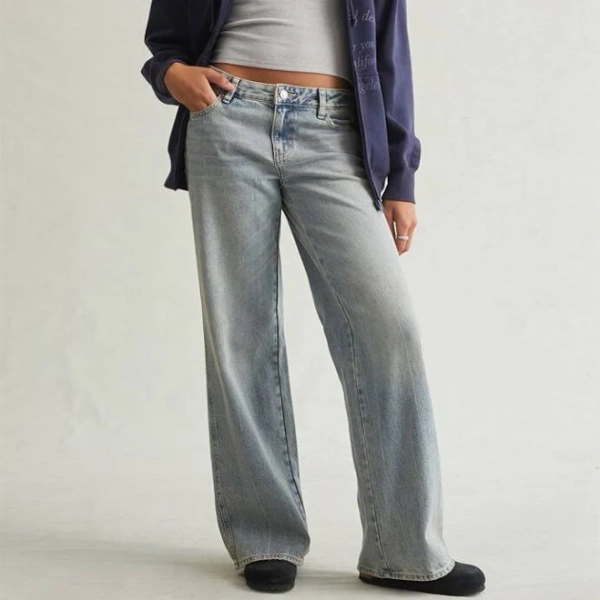 Casey Women's Low Rise Baggy Jeans