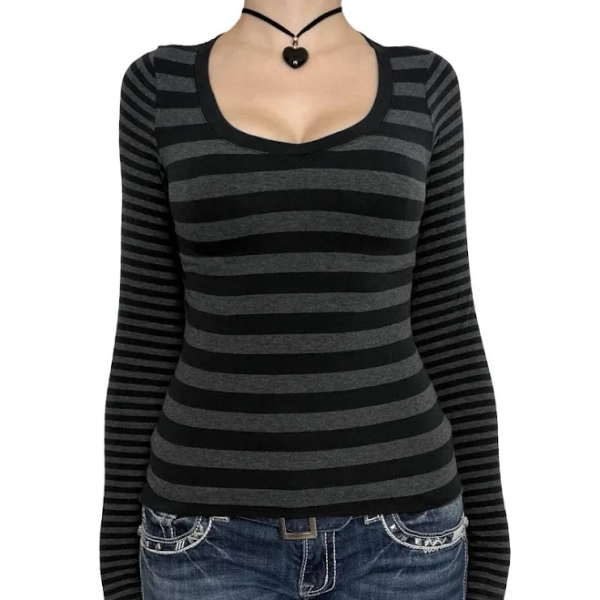 Thseonde Women's Striped Gothic Harajuku Long Sleeve T-Shirt