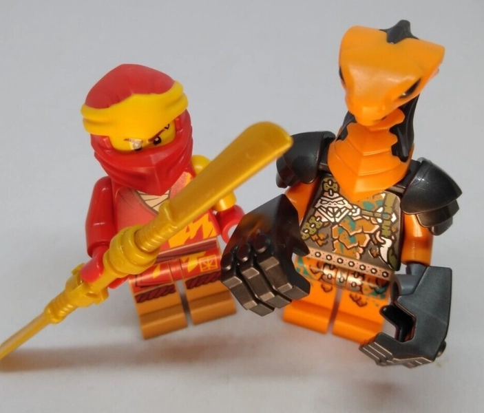LEGO Ninjago Figures - Kai vs Boa Destructor Blister pack - (112217).