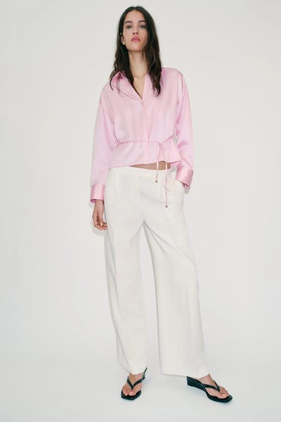 SATIN EFFECT BLOUSE WITH THIN BELT