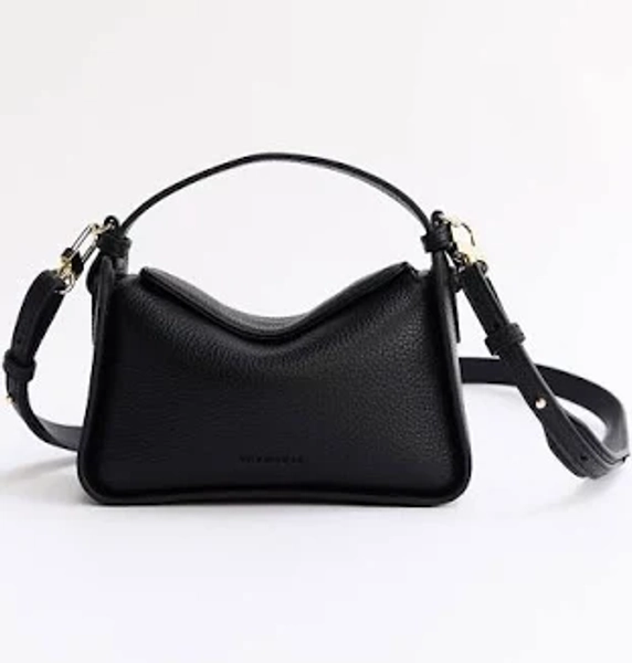 Women's Leather Timeless Shoulder Bag
