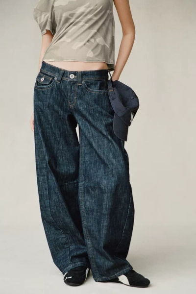 BDG Kayla Cocoon Low-Rise Jeans