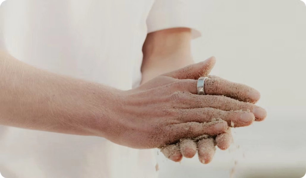 Shop Oura Ring 4: PINK OR GOLD