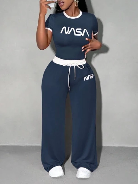 SHEIN Comfy Contrast Trim Fitted Short Sleeve T-Shirt and Pants
