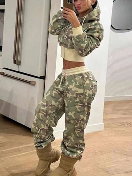 2pcs Women's Camouflage Fashionable Sexy Comfortable Casual Sweet Outdoor Street Y2K Style Sports Casual Outfit, Suitable For Daily Wear, Independence Day, Back To School, Graduation Season, Autumn/Winter