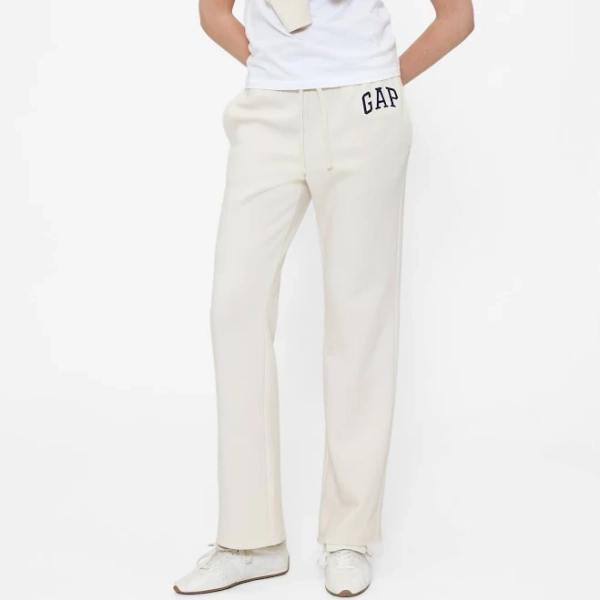 Gap Women's Logo Sweatpants